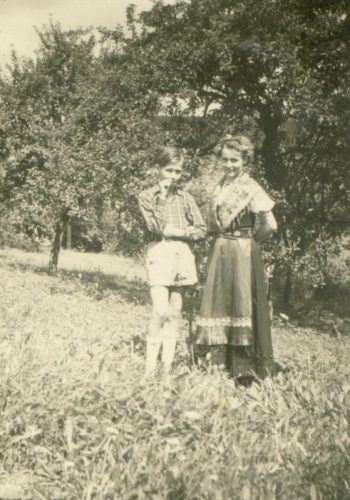 Gertrud Kirchweihtracht und Horst